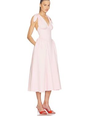 Helsa Fairweather Midi Dress in Stretch Cotton Sateen in Tea Rose